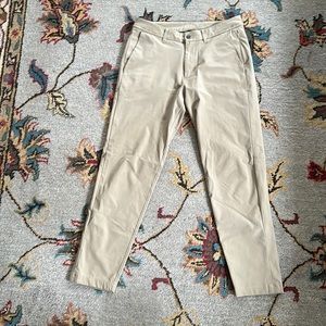 Lululemon Commission Pants.. Size M